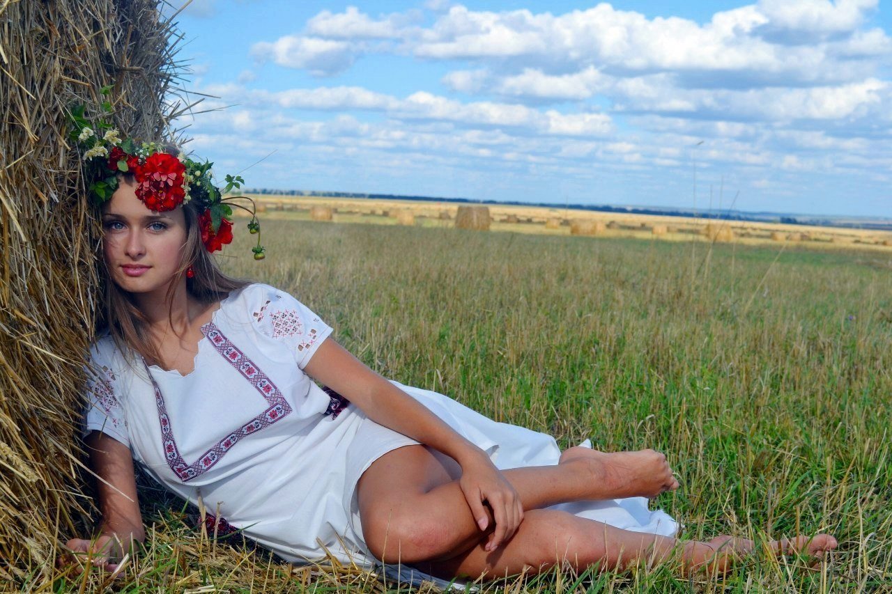 Slavic girls in New Delhi