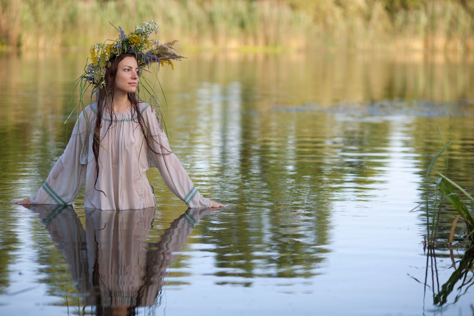Slavic girls in New Delhi
